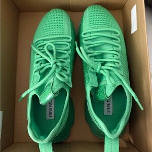 Steve Madden Vibrant Green Women's Sneakers